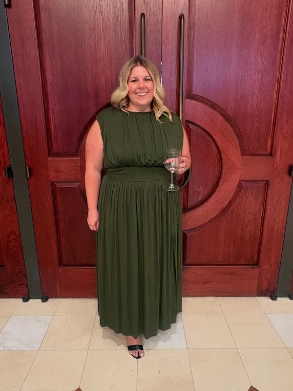 elegant thanksgiving outfits for plus size women