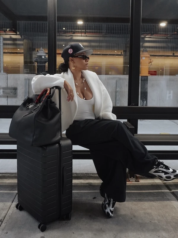 21 Thanksgiving Travel Outfit Ideas 2 thanksgiving travel outfit ideas