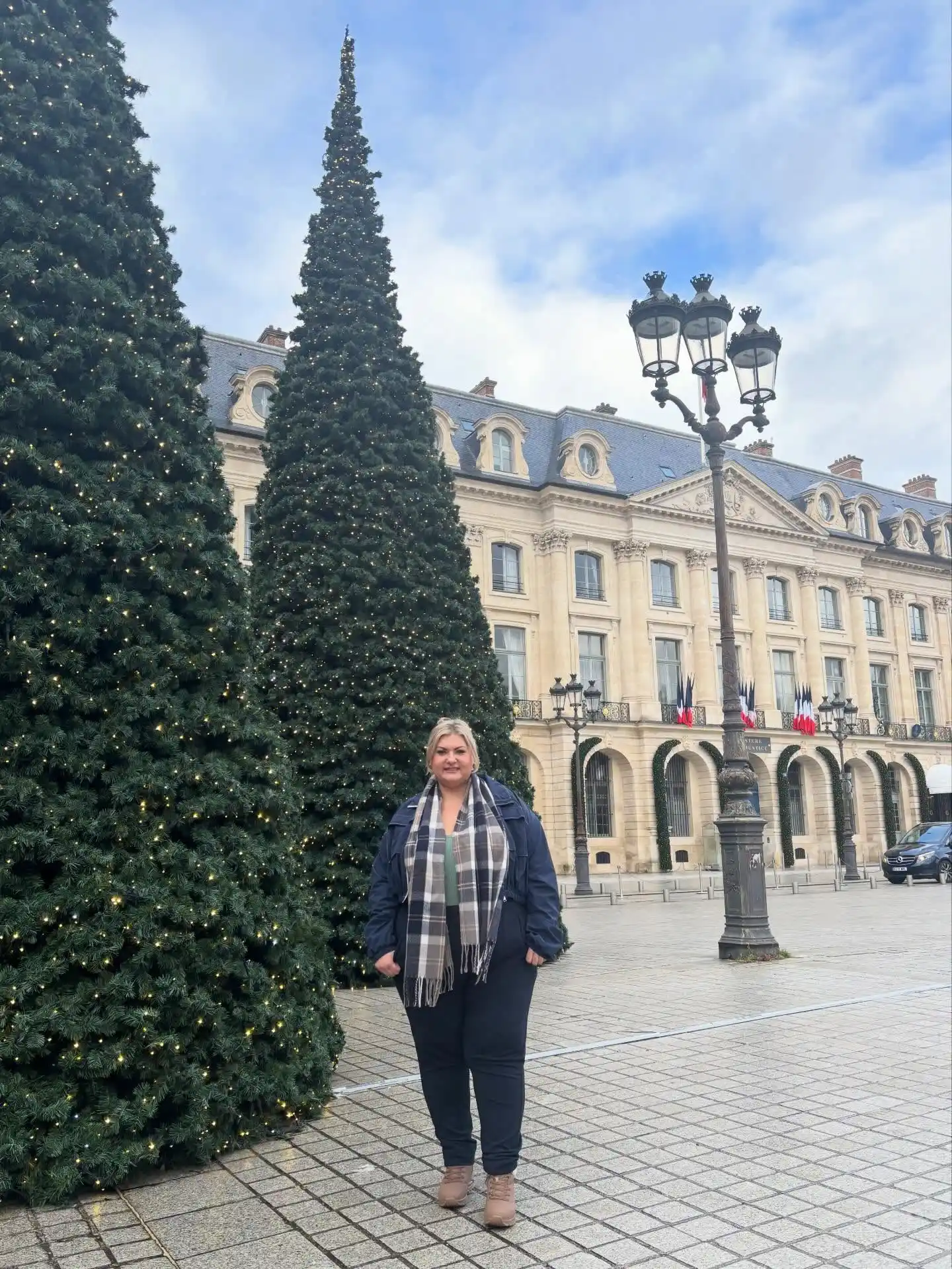 18 Autumn Outfits for Short Curvy Women Over 50 You Will Actually Wear 11 autumn outfits for short curvy women over 50