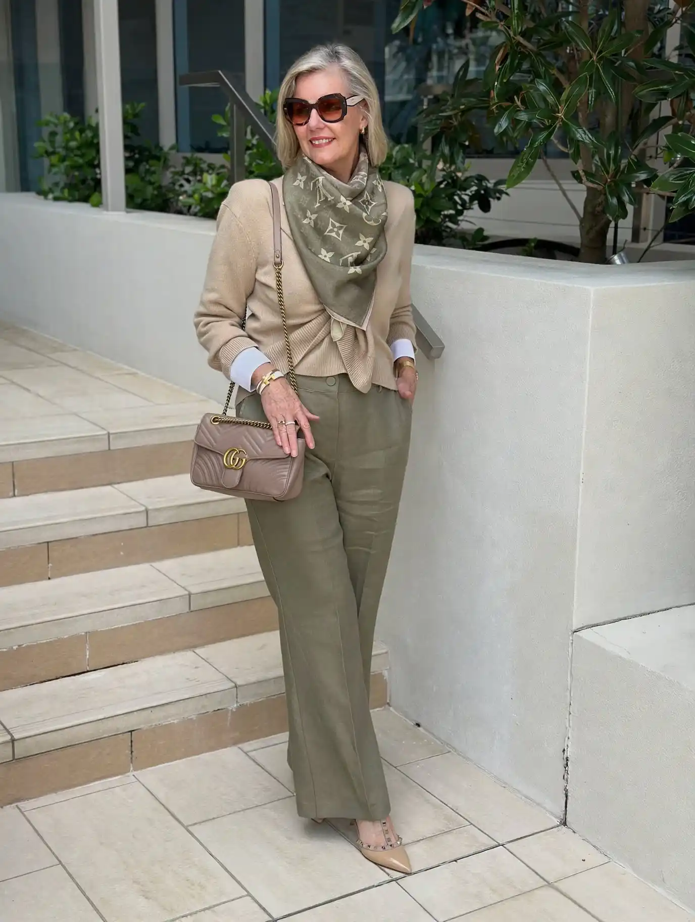 professional outfits for plus size petite women over 50