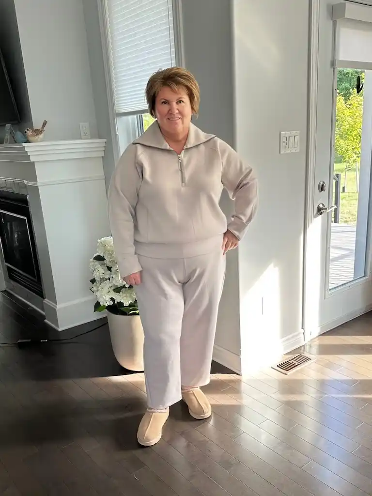 cozy winter outfits for plus size petite women over 50