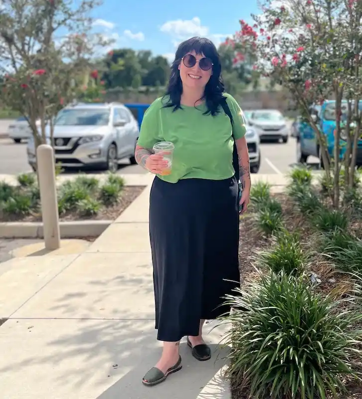 family photo outfits for plus size petite women over 50