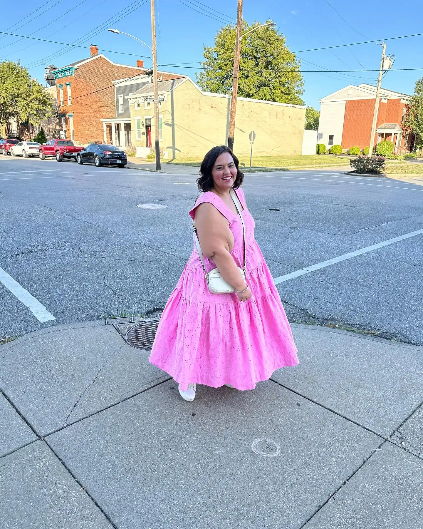 22 Outfits That Hide the Belly for Plus Size Petite Women Over 50 20 outfits that hide belly plus size petite women over 50