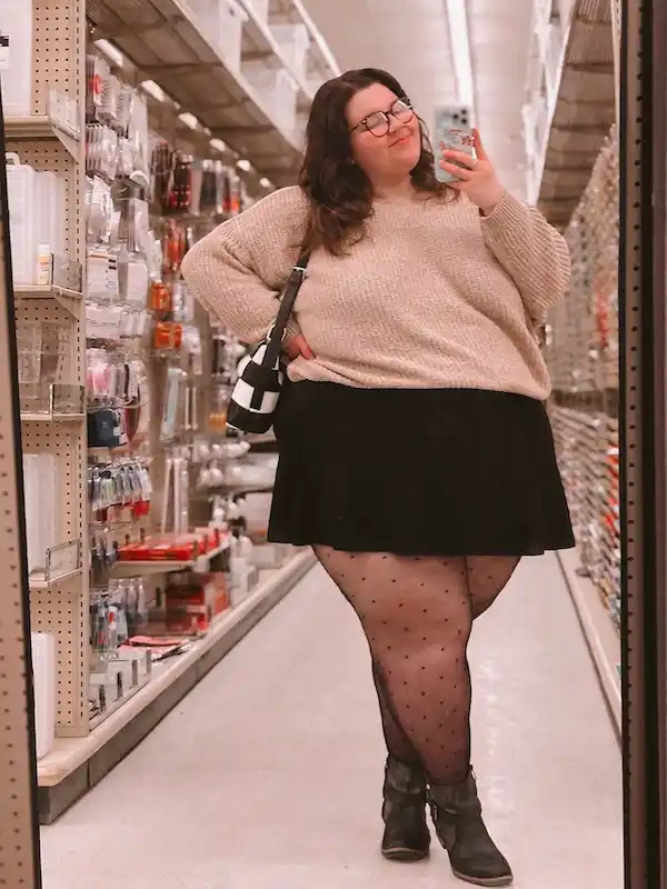 family photo outfits for plus size petite women over 50