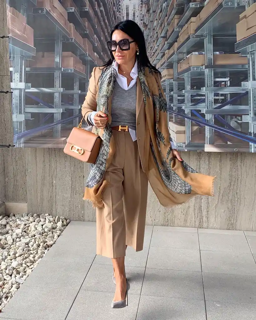 camel and tan outfits for plus size petite women over 50