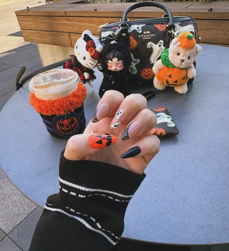 halloween accessories for plus size women over 50