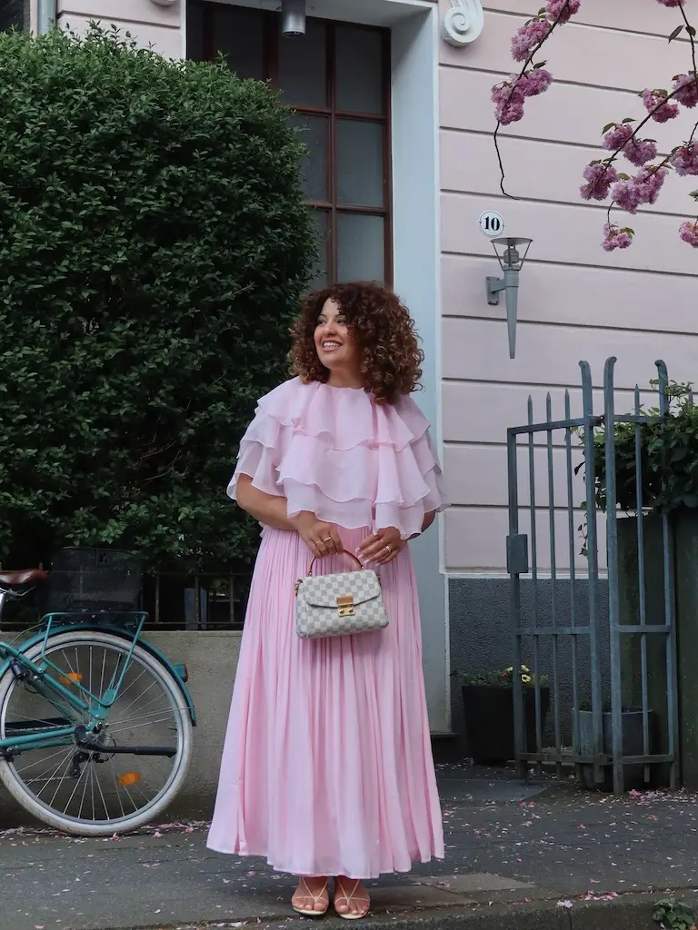 wedding guest outfits for plus size petite women over 50