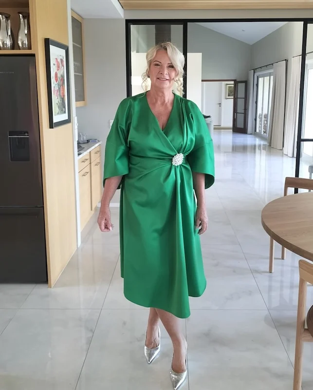 evening outfits for plus size petite women over 50